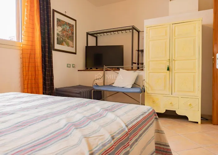 Verdalia Flat - 700 Mt Dal Mare *